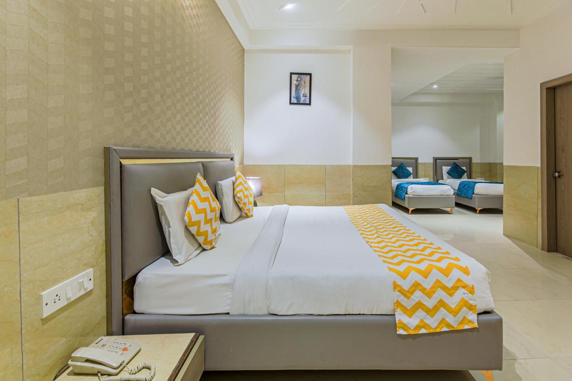 Hotel Delhi 37 By Star Group Near Delhi Airport Нью-Делі Екстер'єр фото