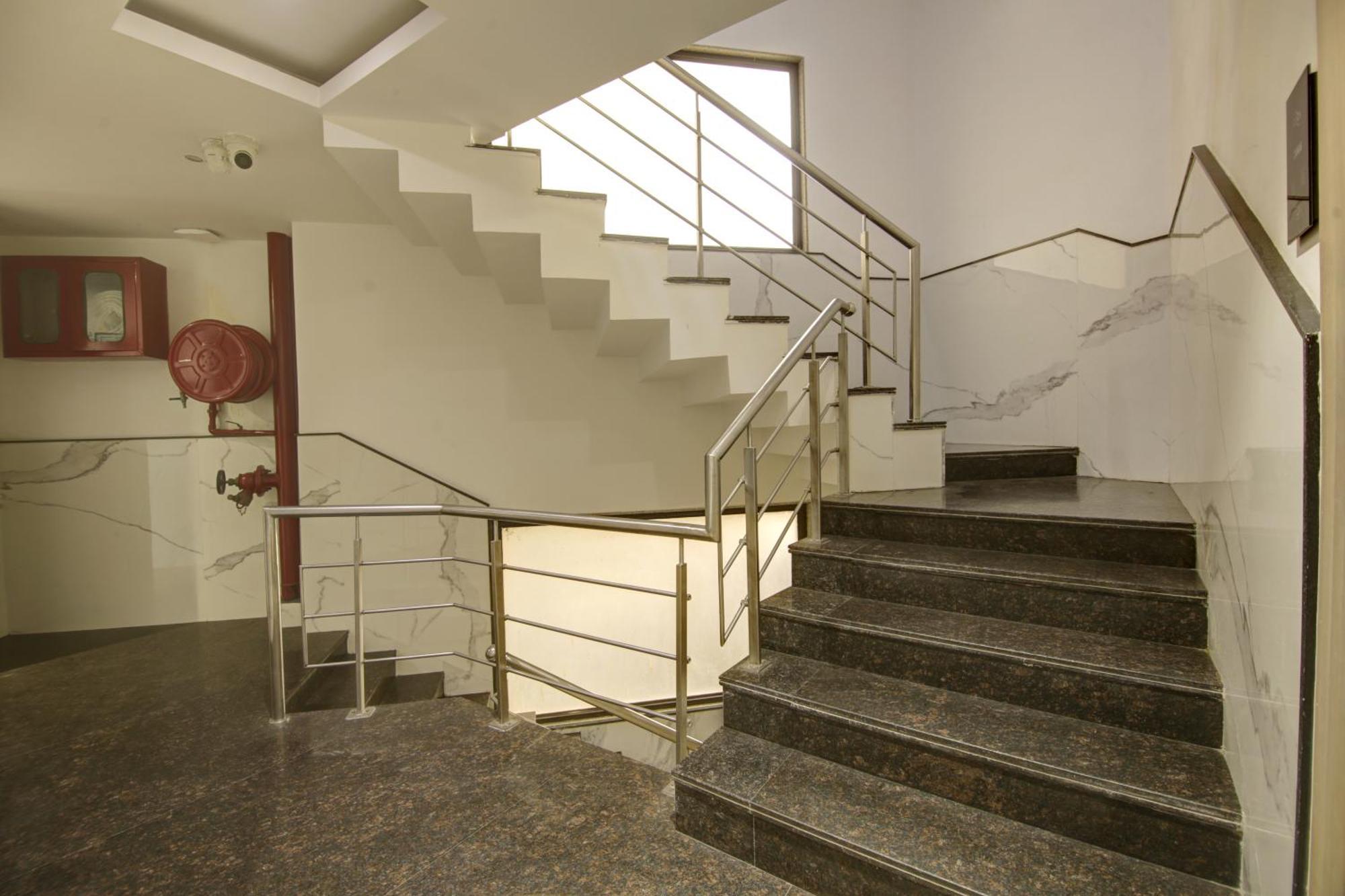 Hotel Delhi 37 By Star Group Near Delhi Airport Нью-Делі Екстер'єр фото