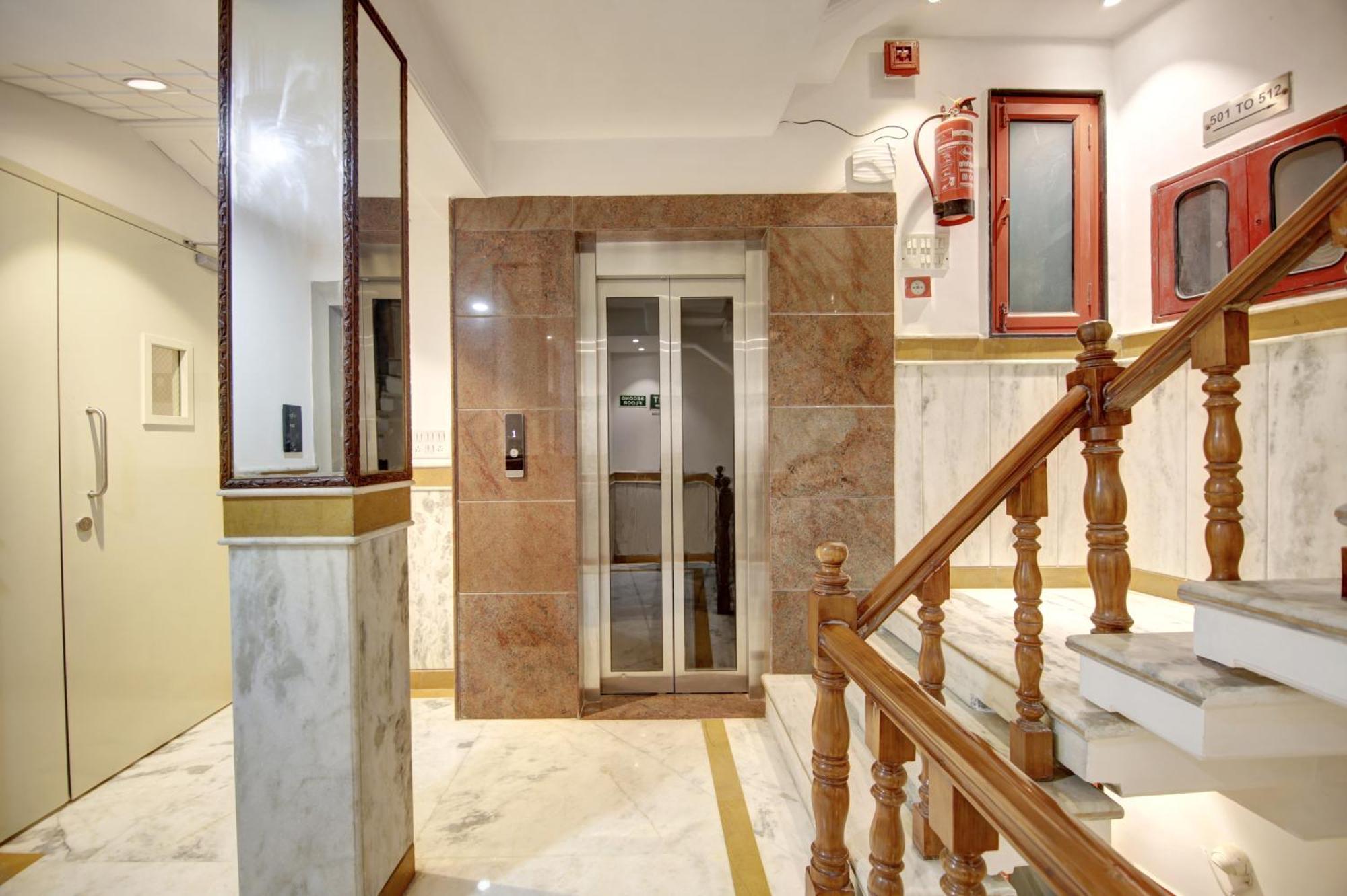 Hotel Delhi 37 By Star Group Near Delhi Airport Нью-Делі Екстер'єр фото