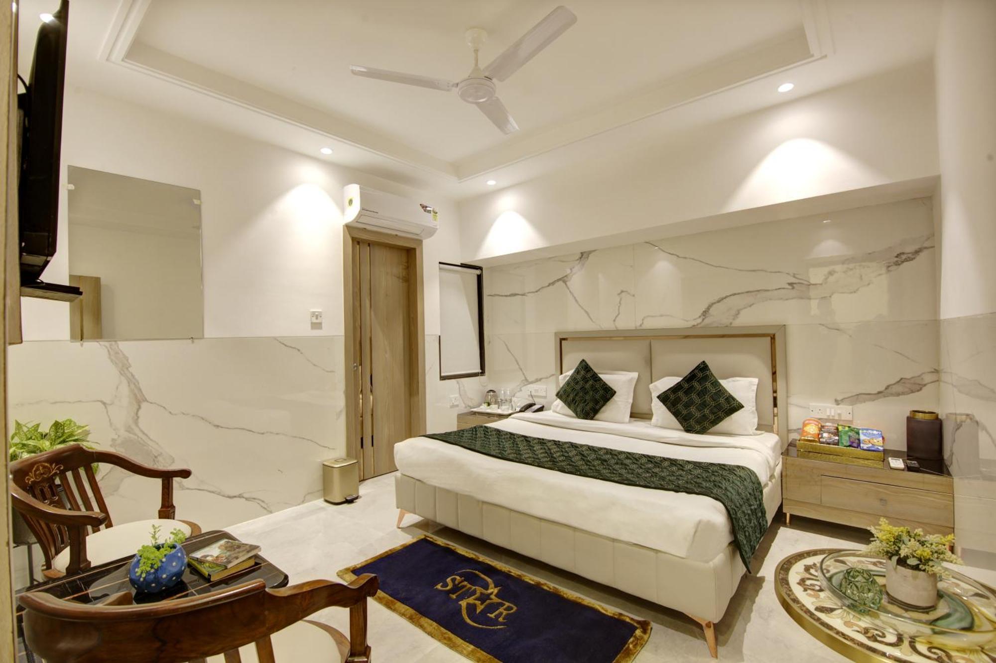 Hotel Delhi 37 By Star Group Near Delhi Airport Нью-Делі Екстер'єр фото